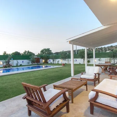 Lux Tas Villa Cesme